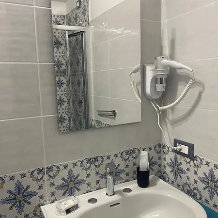 Oriente 게스트하우스