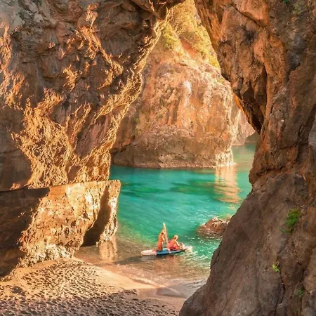 게스트하우스 Oriente 산 니콜라 아르첼라